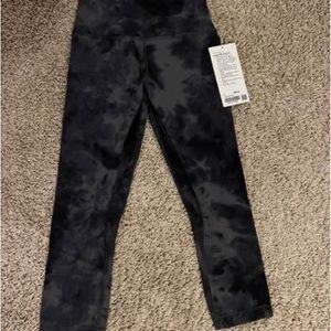 Lululemon Align HR Crop 21” size 4 Black